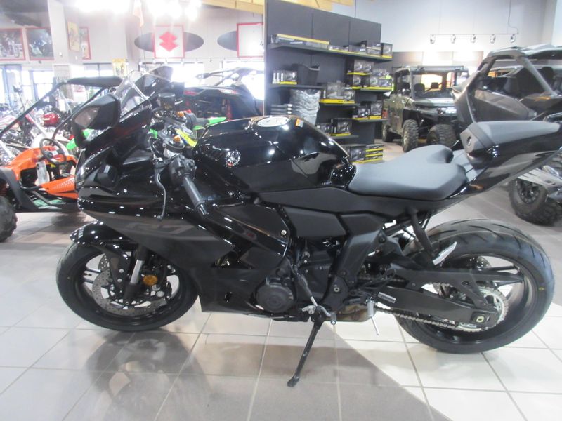 NEW 2026 YAMAHA YZF-R7 Image 4