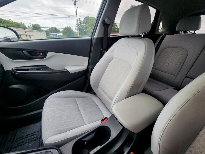 Used 2023 Hyundai Kona SEL