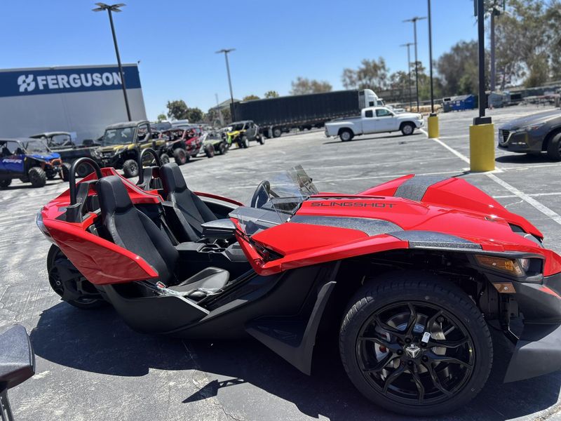 New 2025 Polaris SLINGSHOT S AUTODRIVE Image 9