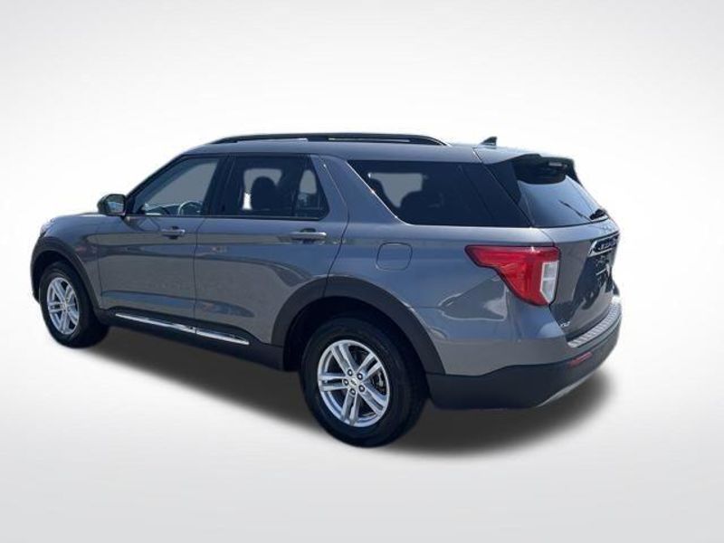 Used 2024 Ford Explorer XLT