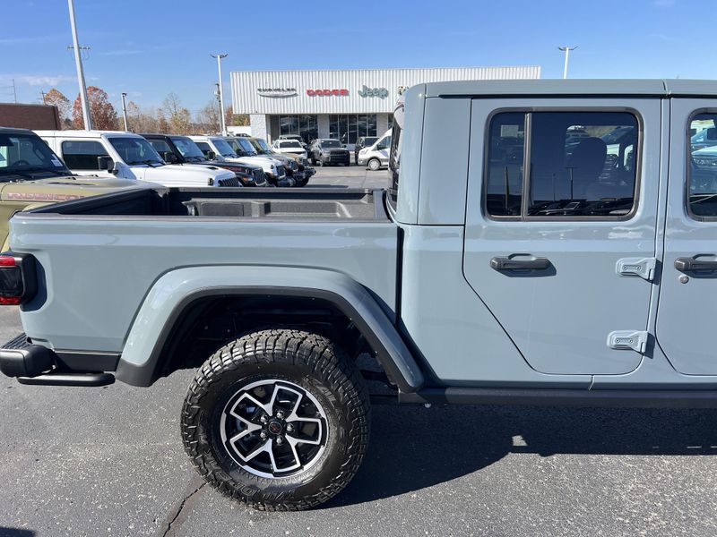 New 2025 Jeep Gladiator Rubicon X 4x4Image 7