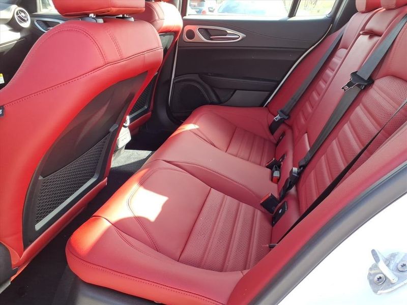 New 2026 Alfa Romeo GiuliaImage 11