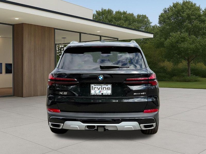 New 2026 BMW X5 sDrive40iImage 10