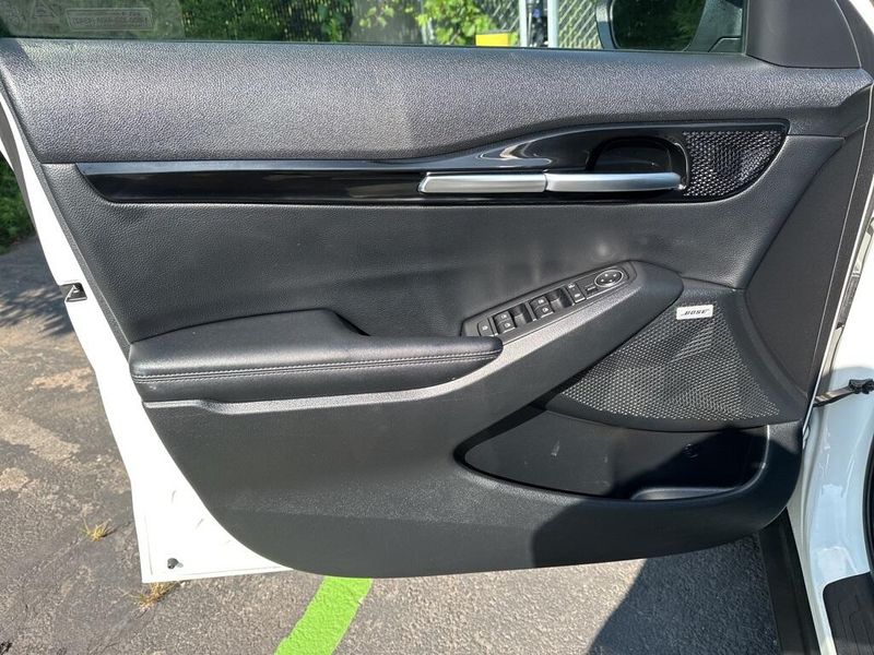 Used 2024 Kia Seltos SXImage 28