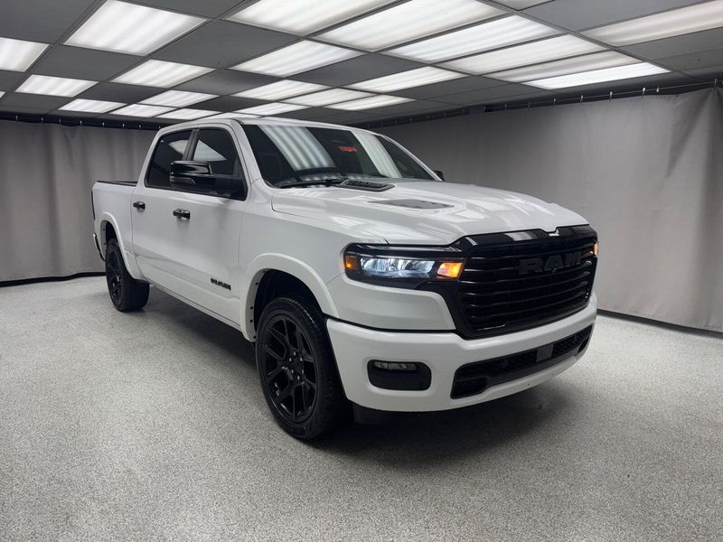 2025 RAM 1500 Laramie Crew Cab 4x4 5