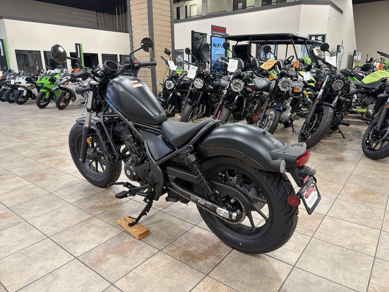New 2026 Honda REBEL 300 E-CLUTCH Image 15