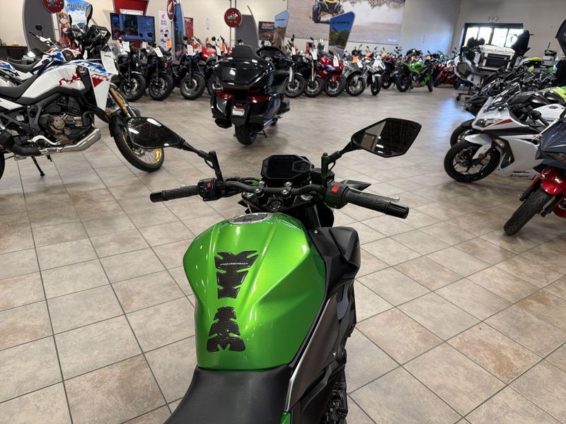 Used 2024 Kawasaki Z500 ABS Image 25
