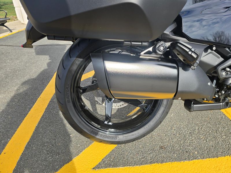 New 2026 BMW R1300RT Image 10