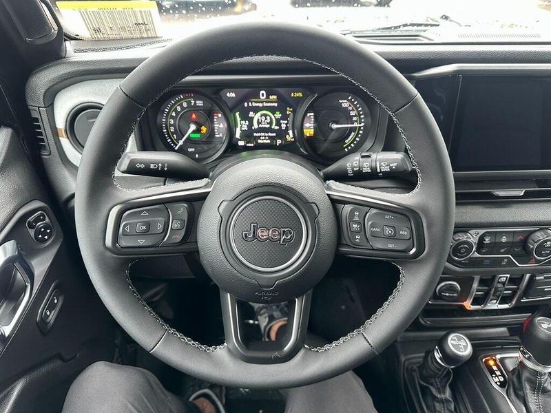 2025 Jeep Wrangler 4-door Sport S 4xeImage 2