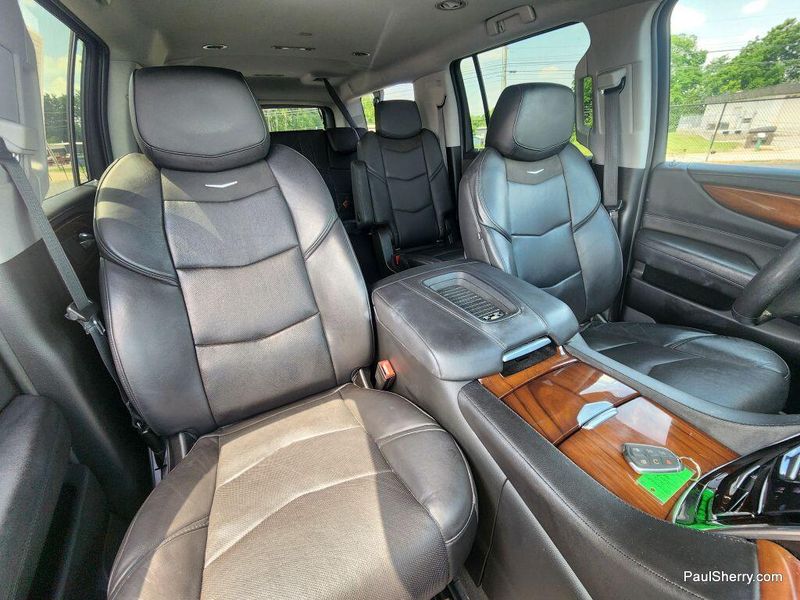 Used 2019 Cadillac Escalade ESV 