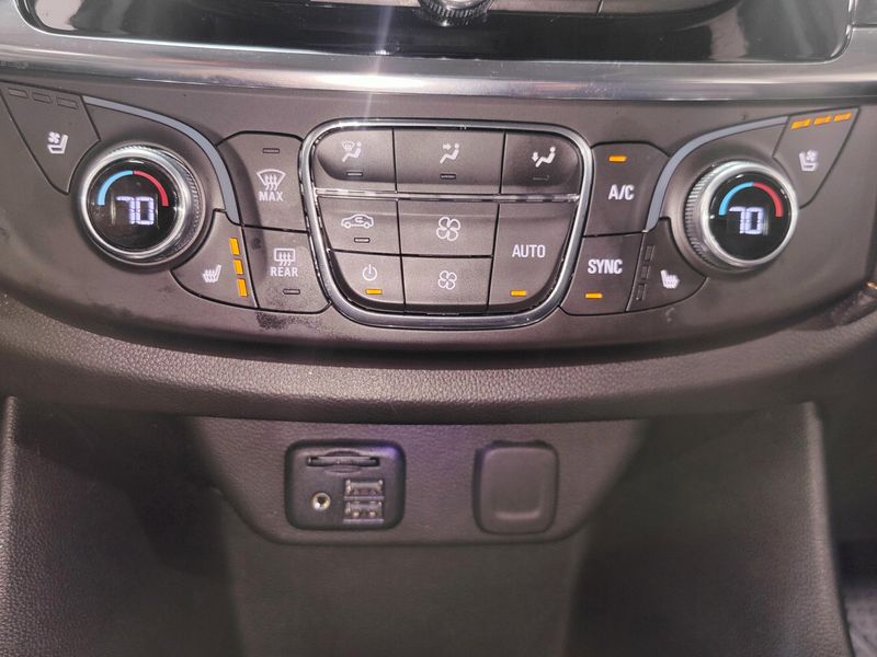 2021 Chevrolet Traverse Premier High Country photo 27