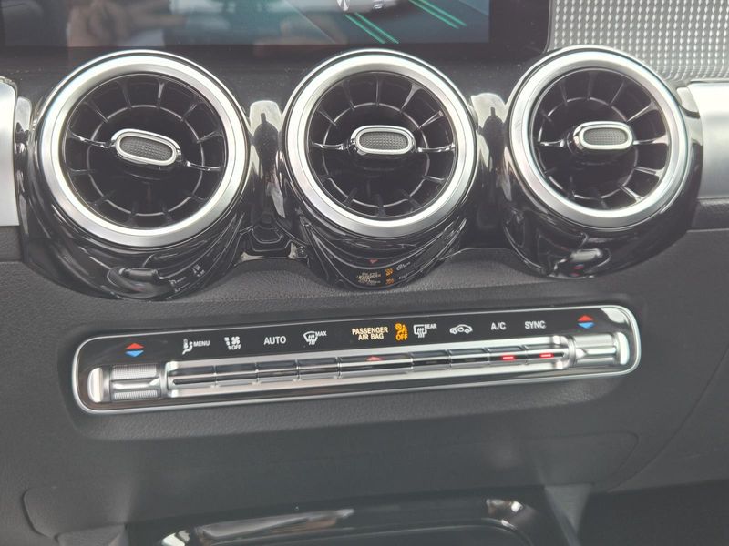 Used 2022 Mercedes-Benz GLB 250 4MATIC SUV