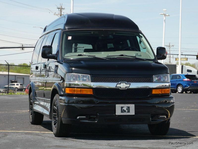 2019 Chevrolet Express 2500 Image 15