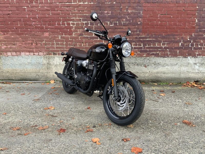 2026 Triumph BONNEVILLE T120 BLACK