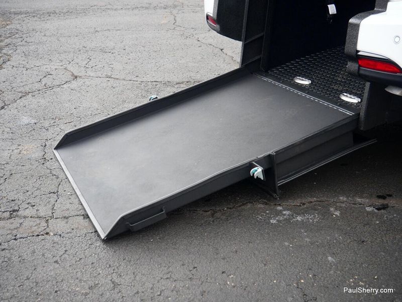 New 2026 Chrysler Voyager Lx