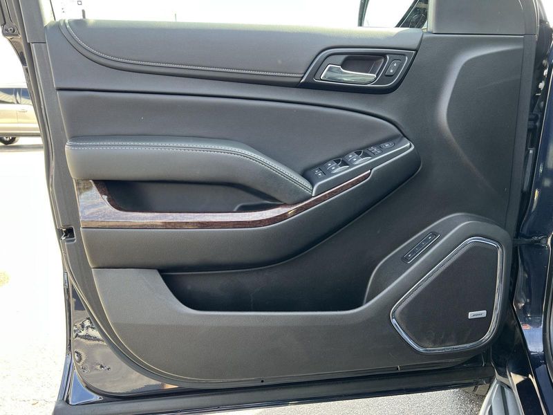 2020 Gmc Yukon SLT photo 11