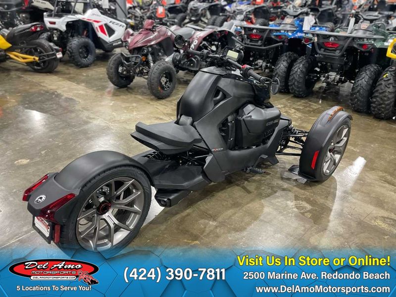 2023 Can-Am F1PC  in a CLASSIC, EPIC OR EXCLUSIVE PANEL COLOR OPTIONS exterior color. Del Amo Motorsports of Redondo Beach (424) 304-1660 delamomotorsports.com 