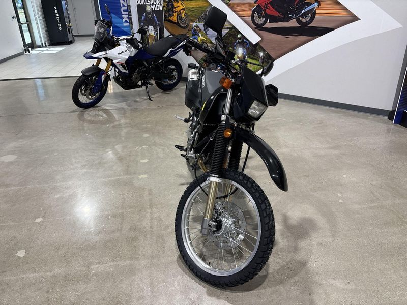 New 2027 Suzuki DR650S Image 10