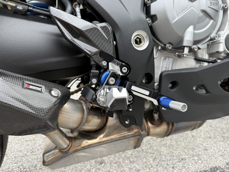 2025 BMW M 1000 XR