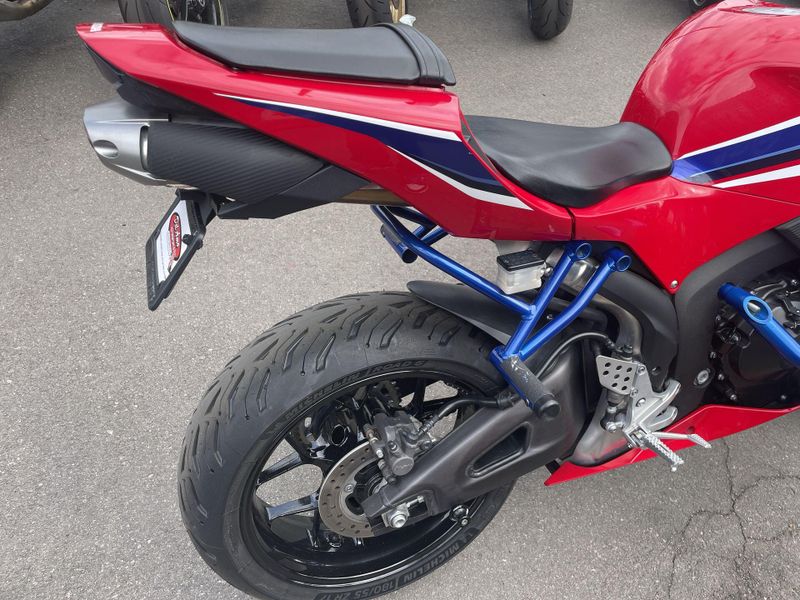 Used 2021 Honda CBR600RR Image 17