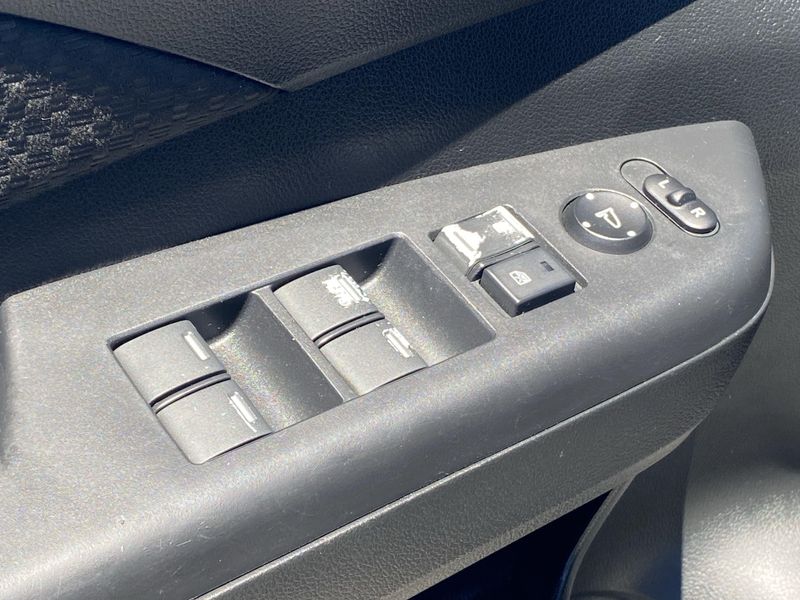 Used 2015 Honda CR-V EXImage 18