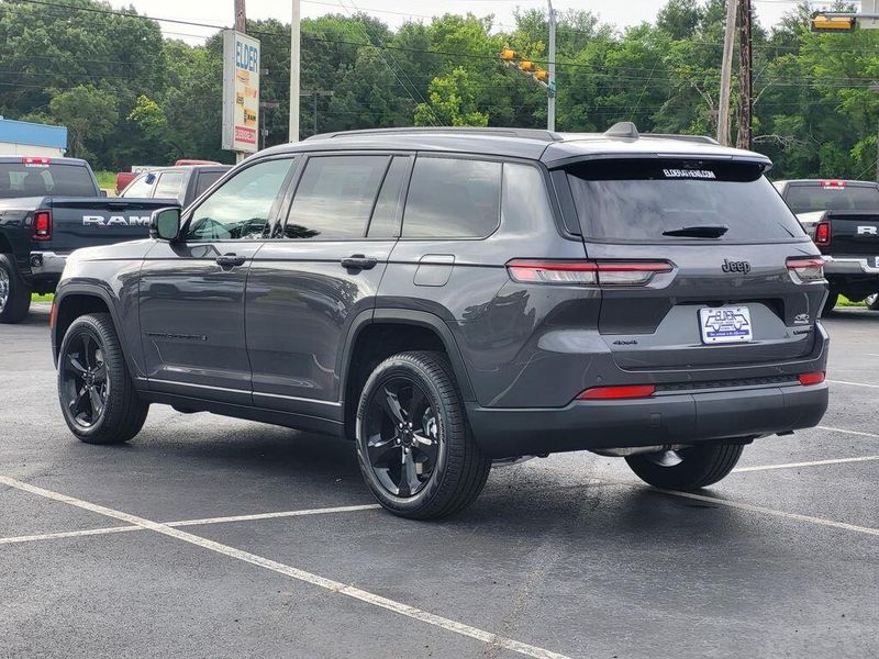 New 2025 Jeep Grand Cherokee L Limited 4x4Image 4
