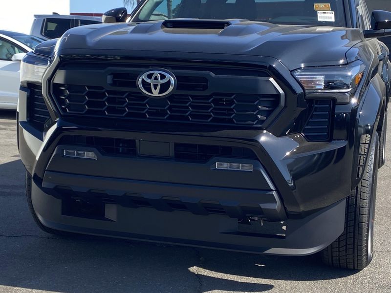New 2025 Toyota Tacoma TRD SportImage 7