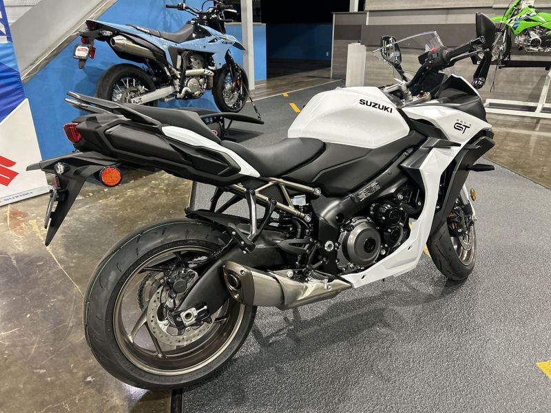 New 2026 Suzuki GSX-S1000GT+ Image 5