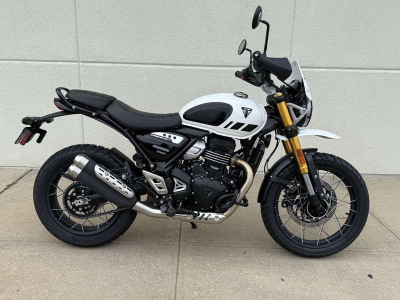 2026 Triumph SCRAMBLER 400 XCImage 2
