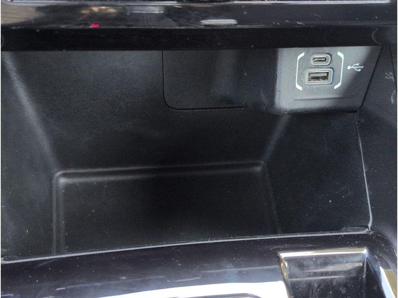 Used 2024 Jeep Compass LatitudeImage 17