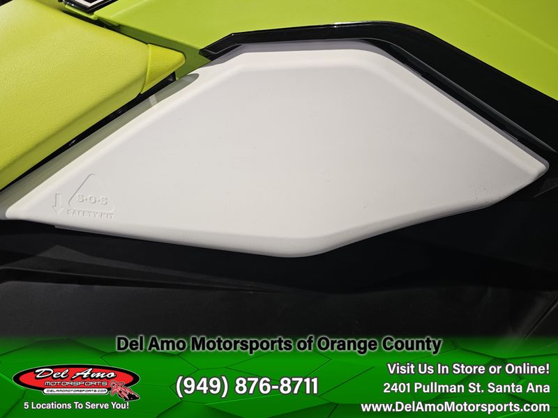 2023 Sea-Doo 63PF  in a MANTA GREEN / WHITE exterior color. Del Amo Motorsports of Orange County (949) 416-2102 delamomotorsports.com 