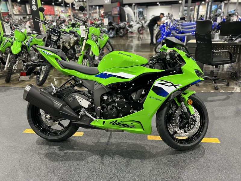 New 2026 Kawasaki NINJA ZX-6R Image 5