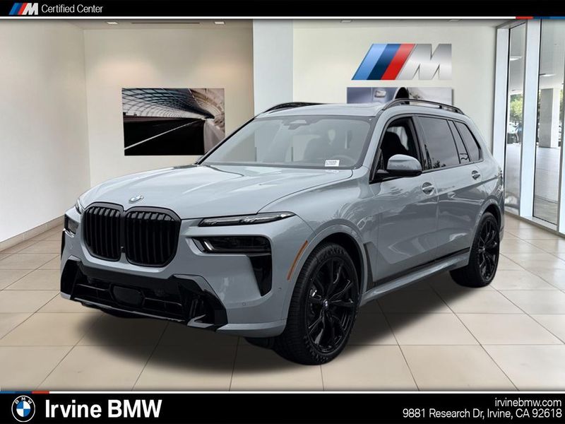 2026 BMW X7 xDrive40iImage 1