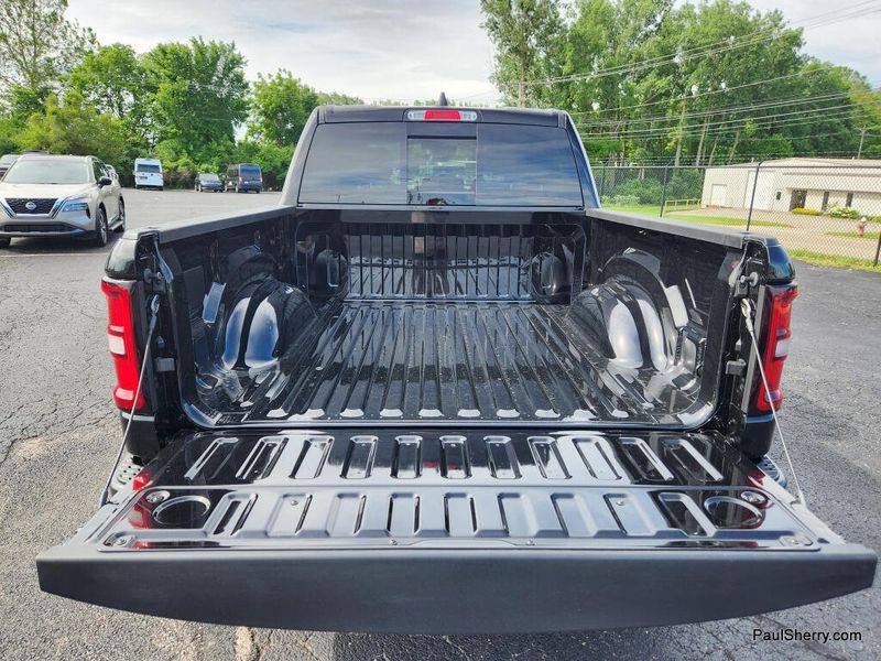 New 2026 RAM 1500 Warlock Crew Cab 4x4 5'7' Box