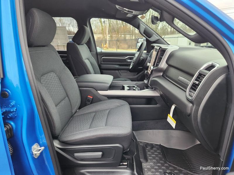 New 2026 RAM 1500 Big Horn Crew Cab 4x4 5'7' Box