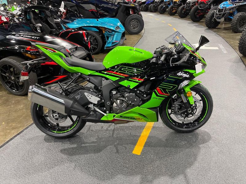 2025 Kawasaki NINJA ZX-6R KRT EDITION ABS Image 2