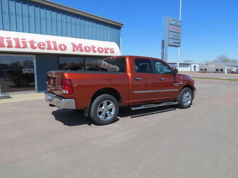 2013 RAM 1500 SLT 4x4 4dr Crew Cab 5.5 ft. SB PickupImage 5