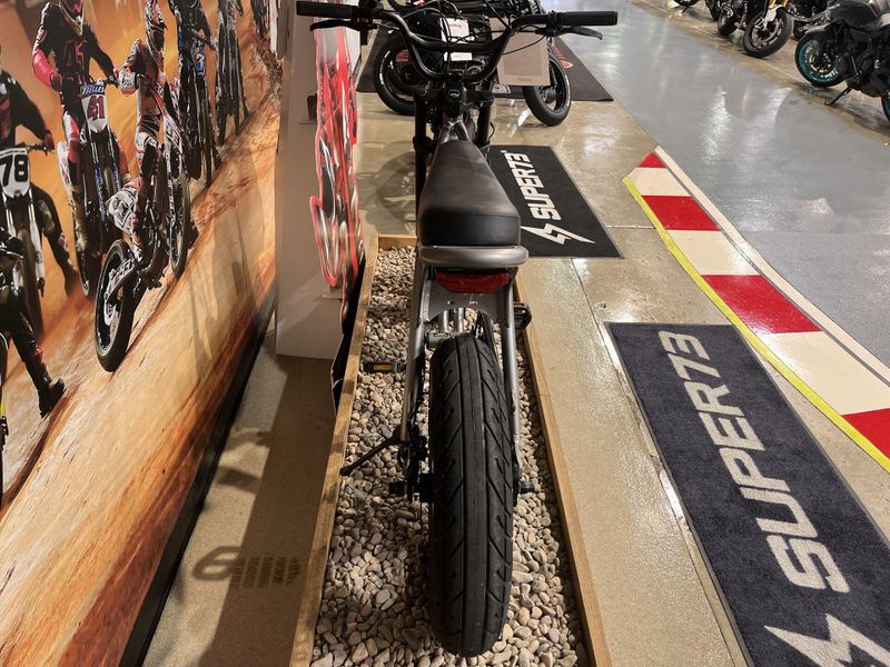 New 2026 Super73 THE COMFORTABLE COMMUTER Image 3