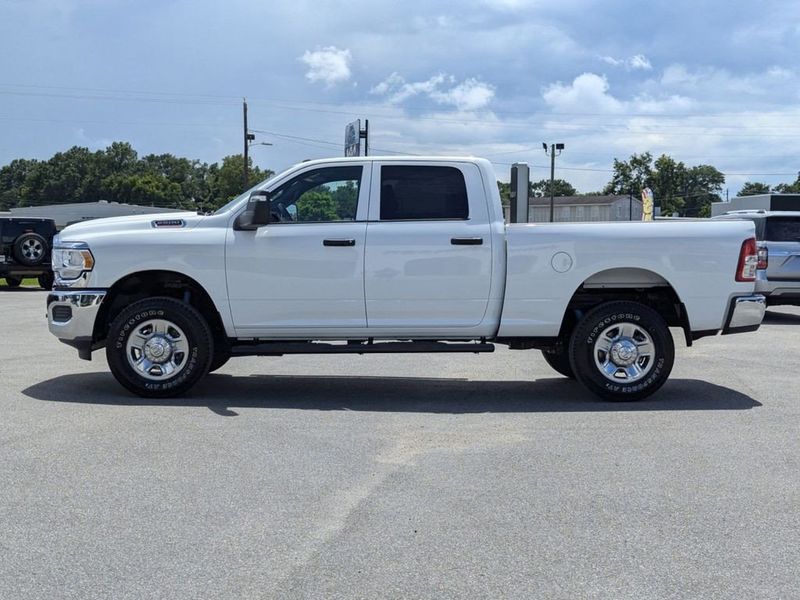 2024 RAM 2500 Tradesman Crew Cab 4x4 6