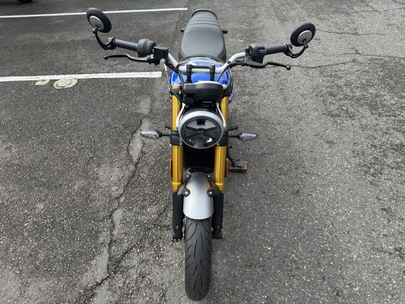 2024 Triumph Speed 400 - CASPIAN BLUE - STORM GREY 