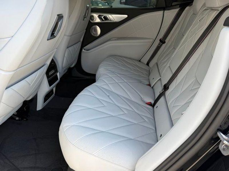 New 2026 BMW XM LabelImage 26