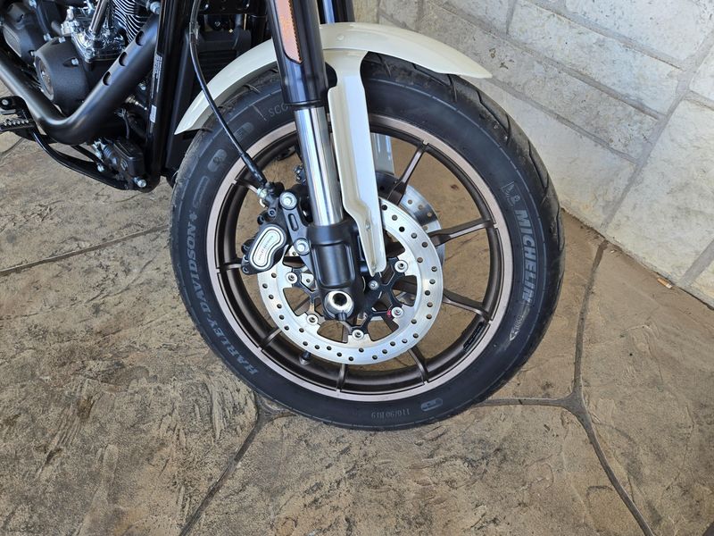 USED 2023 HARLEY SOFTAIL LOW RIDER S Image 13