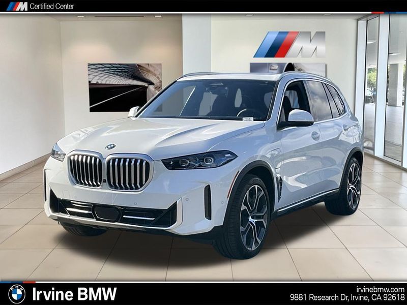 2025 BMW X5 xDrive50eImage 1