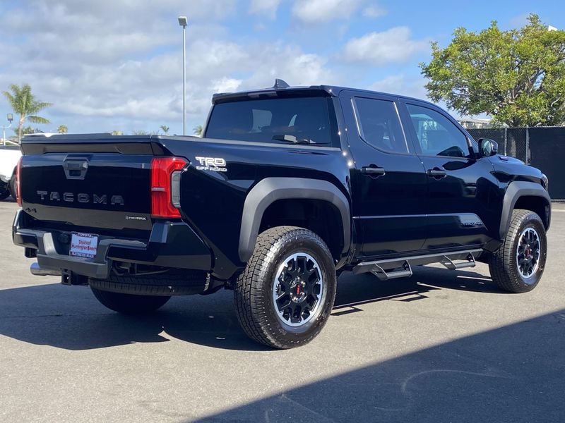 New 2025 Toyota Tacoma TRD Off Road HybridImage 3