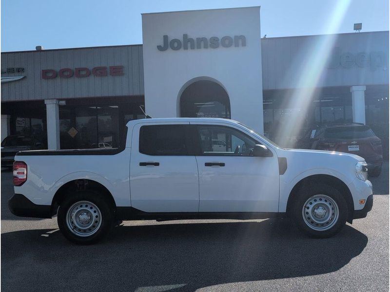 Used 2022 Ford Maverick XLImage 6