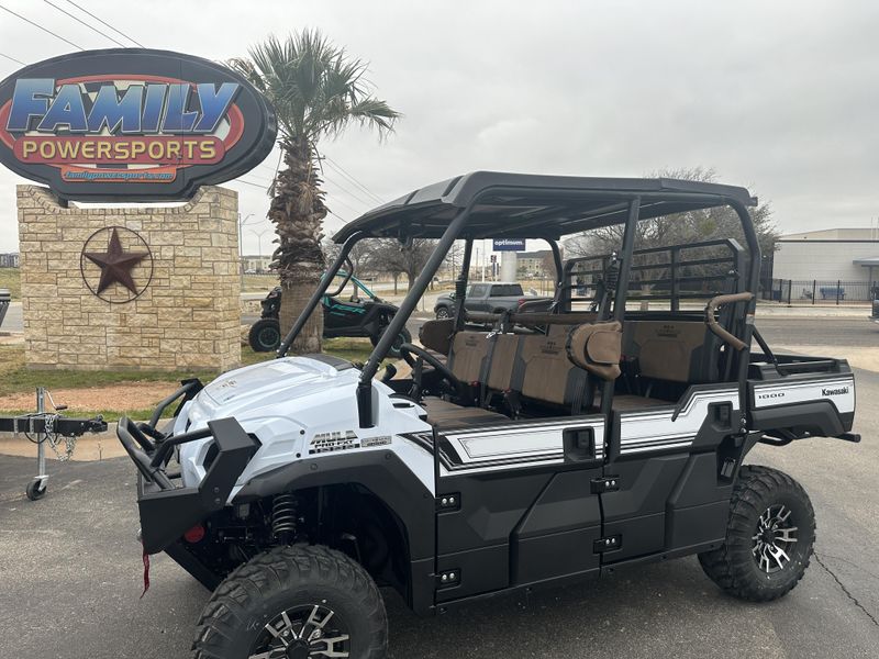 2025 Kawasaki MULE PROFXT 1000 LE PLATINUM RANCH EDITION METALLIC STARDUST WHITEImage 4