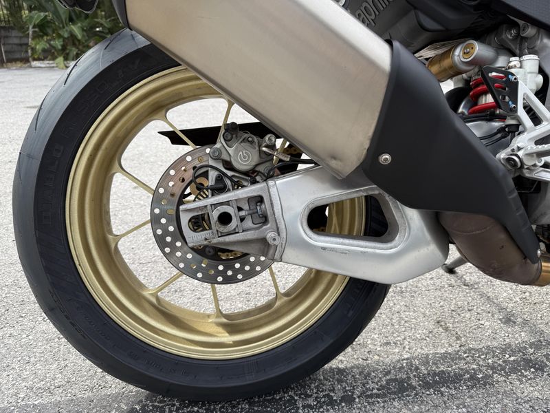 Used 2023 Aprilia Tuono V4 1100 