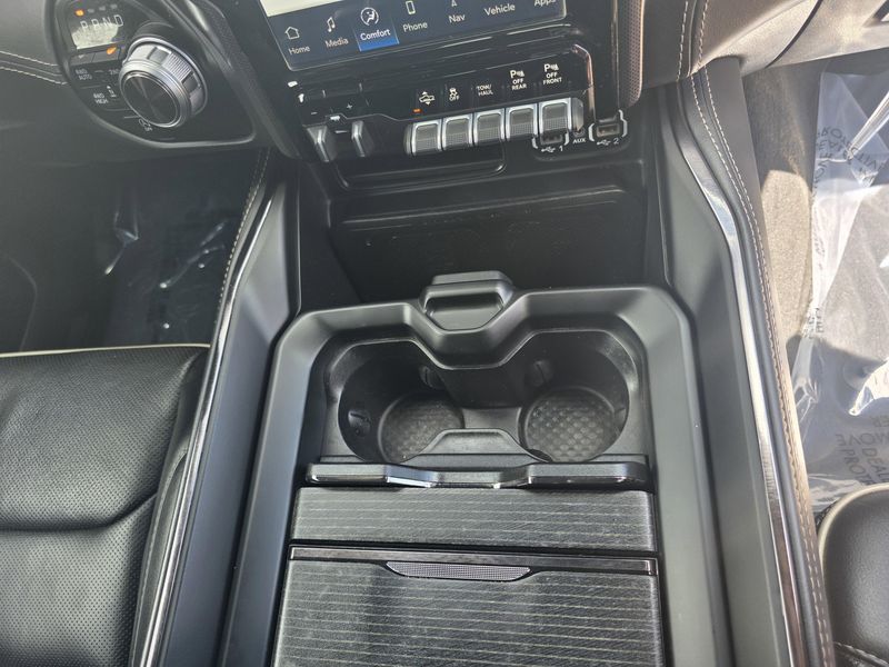 Used 2022 RAM 1500 LimitedImage 24
