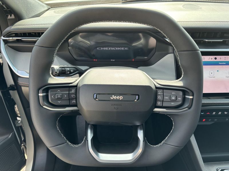 New 2026 Jeep Cherokee Limited 4x4Image 30