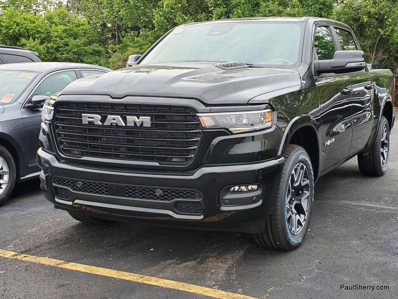 2025 RAM 1500 Laramie Crew Cab 4x4 5